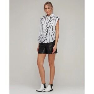 Secular Women Popover Top Medium White Oversized Abstract Sleeveless Artsy Lagen